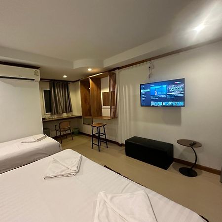 The Ford Sunset Beach Resort Wok Tum Экстерьер фото
