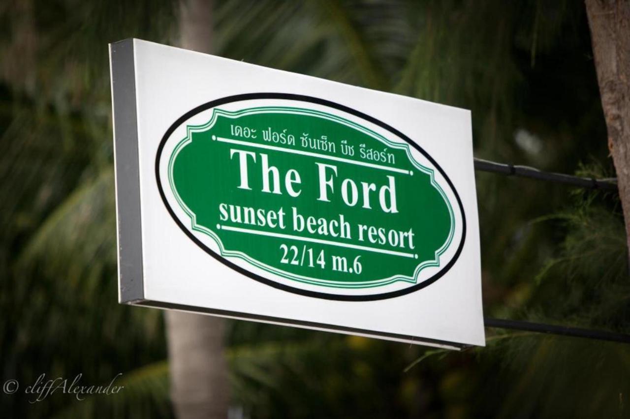 The Ford Sunset Beach Resort Wok Tum Экстерьер фото