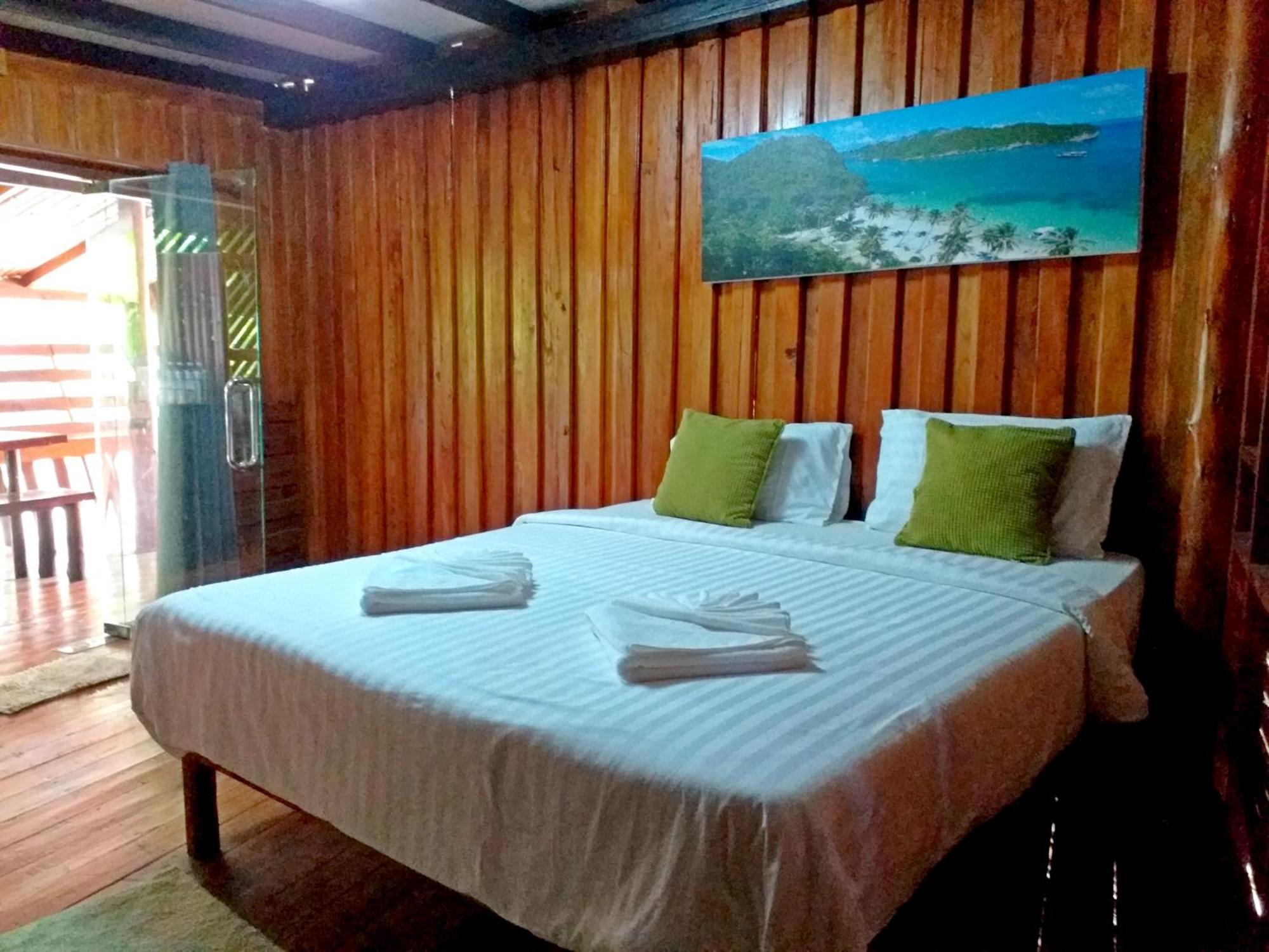 The Ford Sunset Beach Resort Wok Tum Экстерьер фото