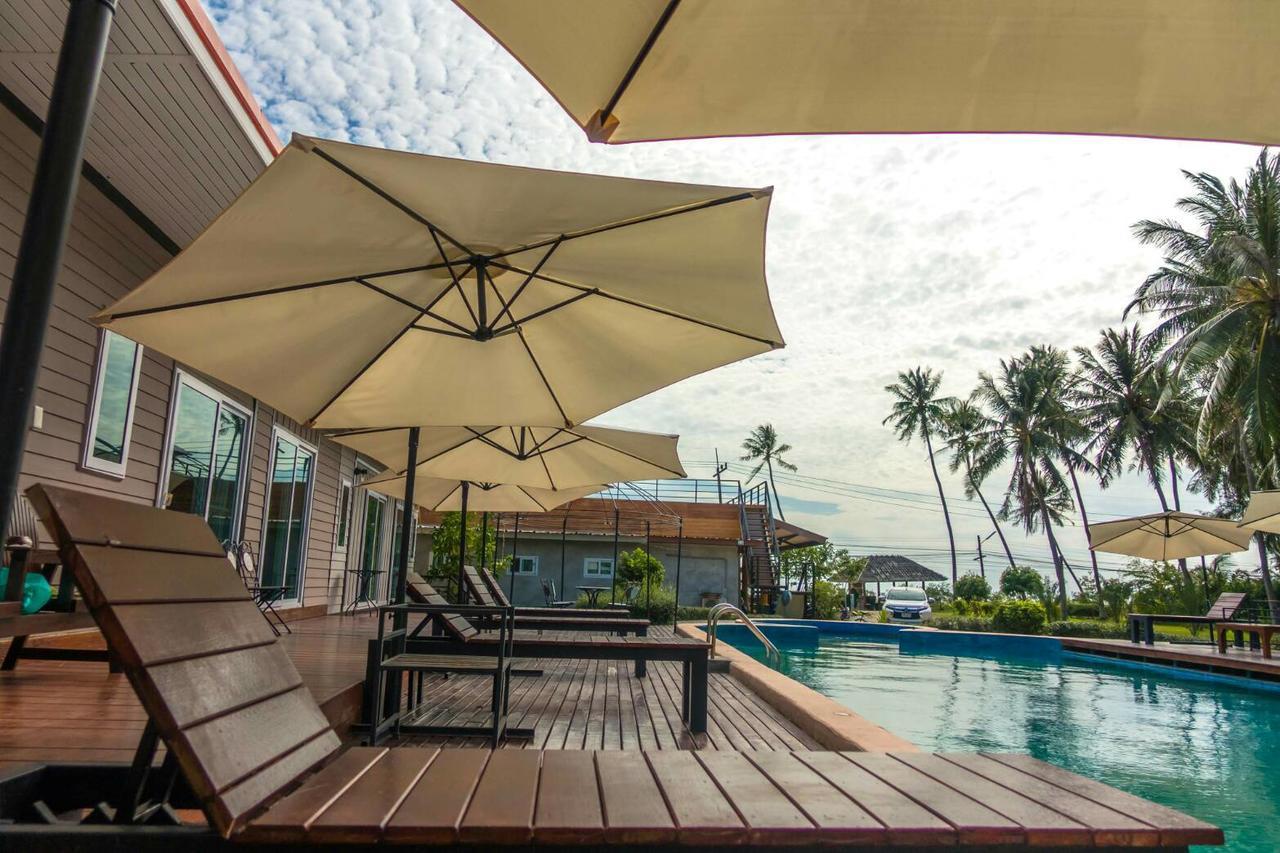 The Ford Sunset Beach Resort Wok Tum Экстерьер фото