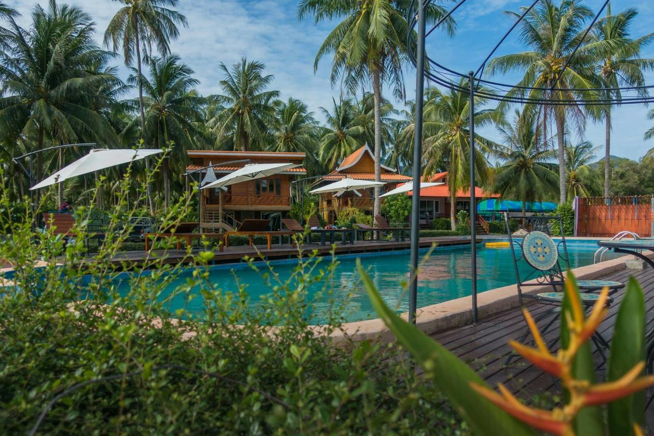 The Ford Sunset Beach Resort Wok Tum Экстерьер фото