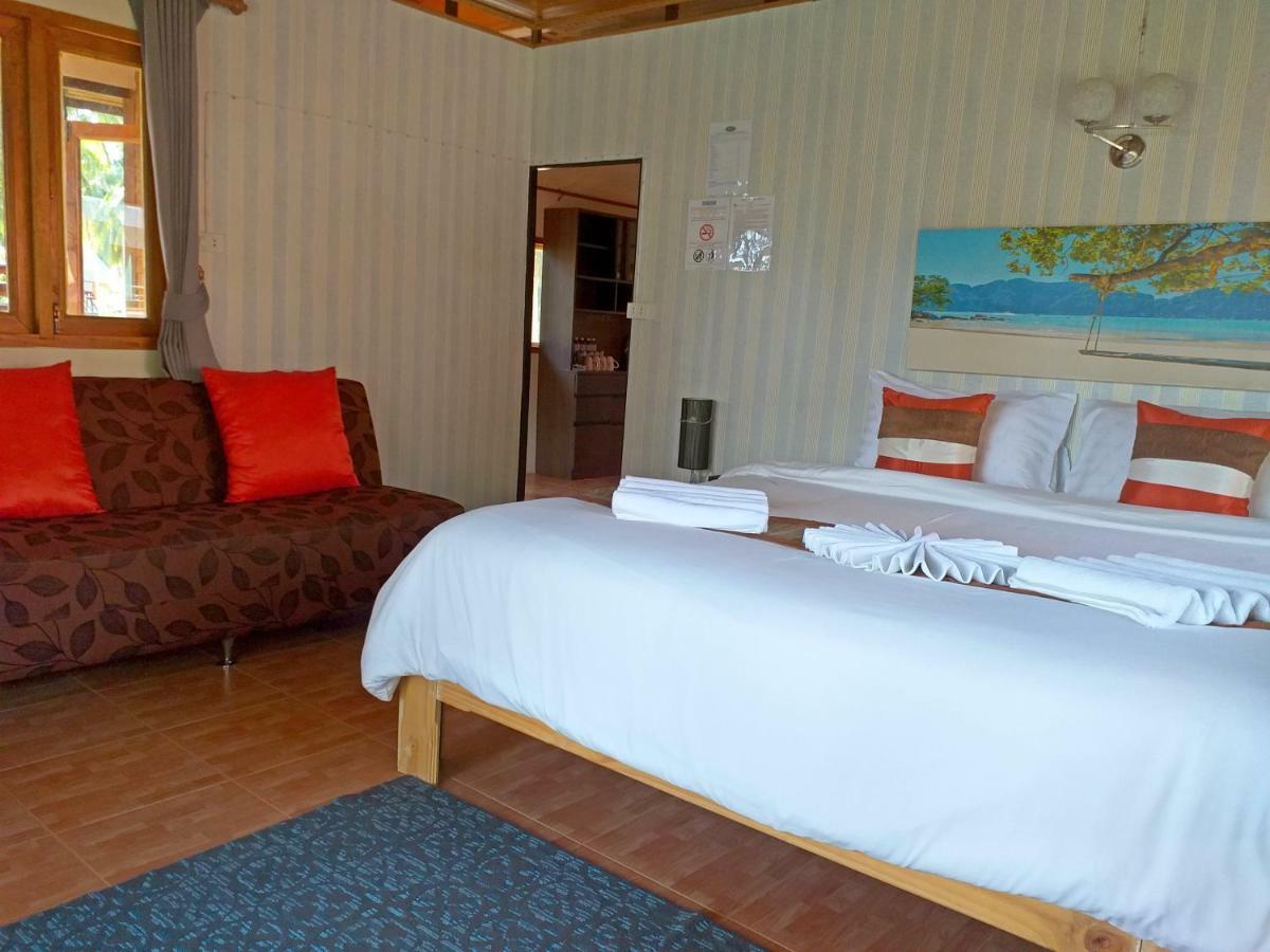 The Ford Sunset Beach Resort Wok Tum Экстерьер фото